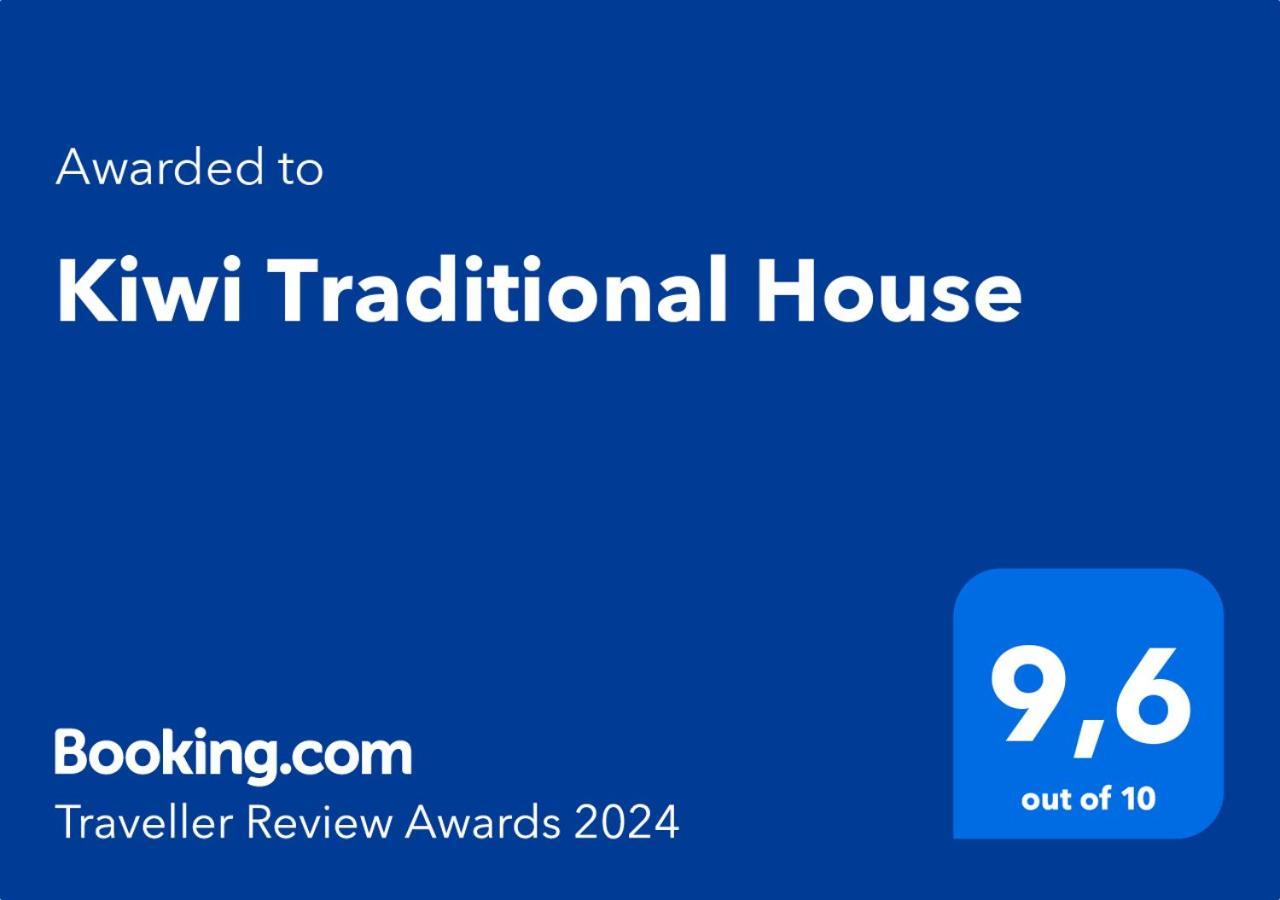 Kiwi Traditional House لِتوخورو المظهر الخارجي الصورة